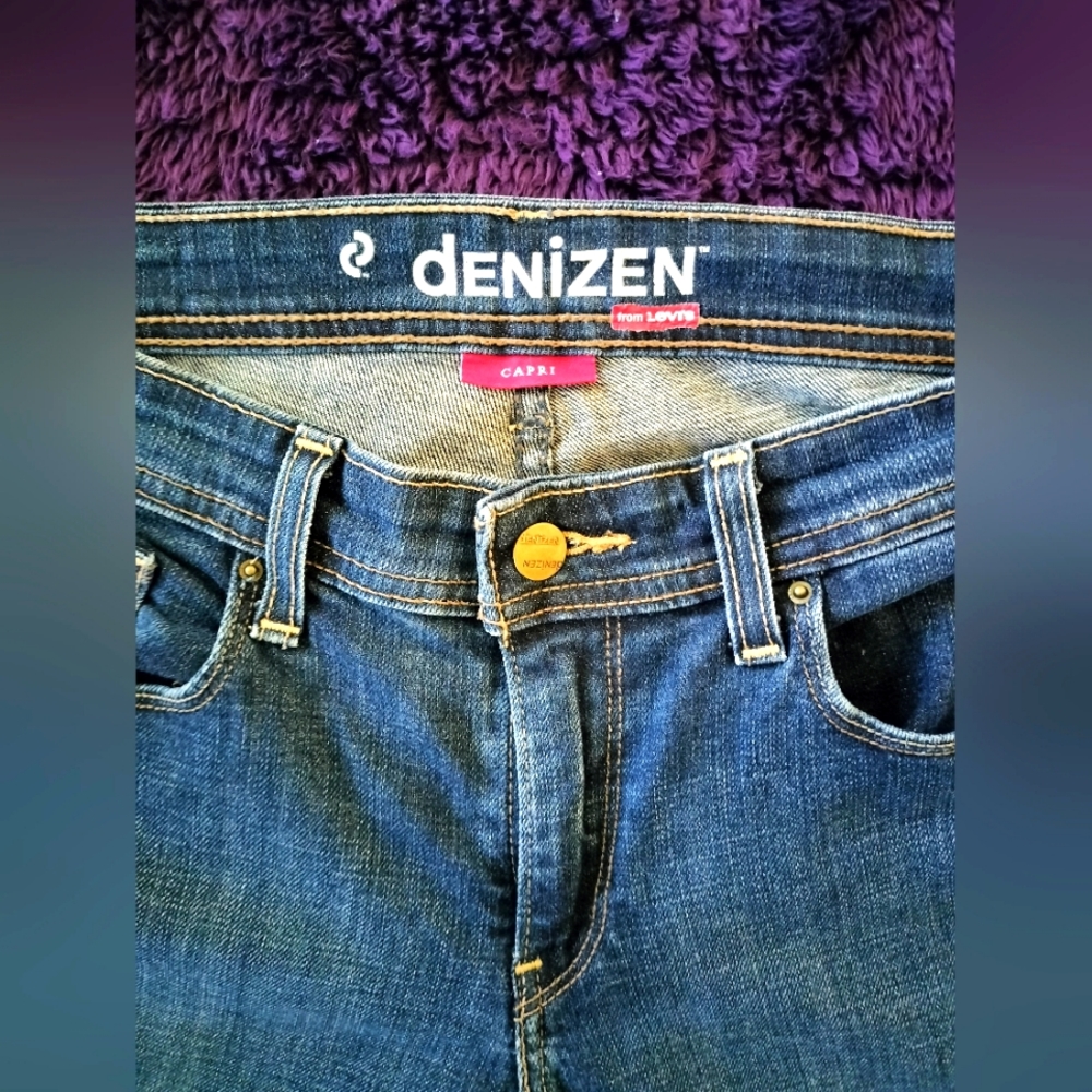 DENIZEN Capri Jeans from Levi's
